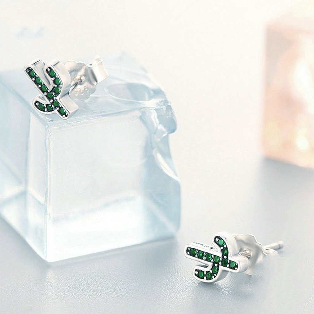 PAHALA 925 Sterling Silver Green Cacuts Crystals Party Wedding Stud Earring