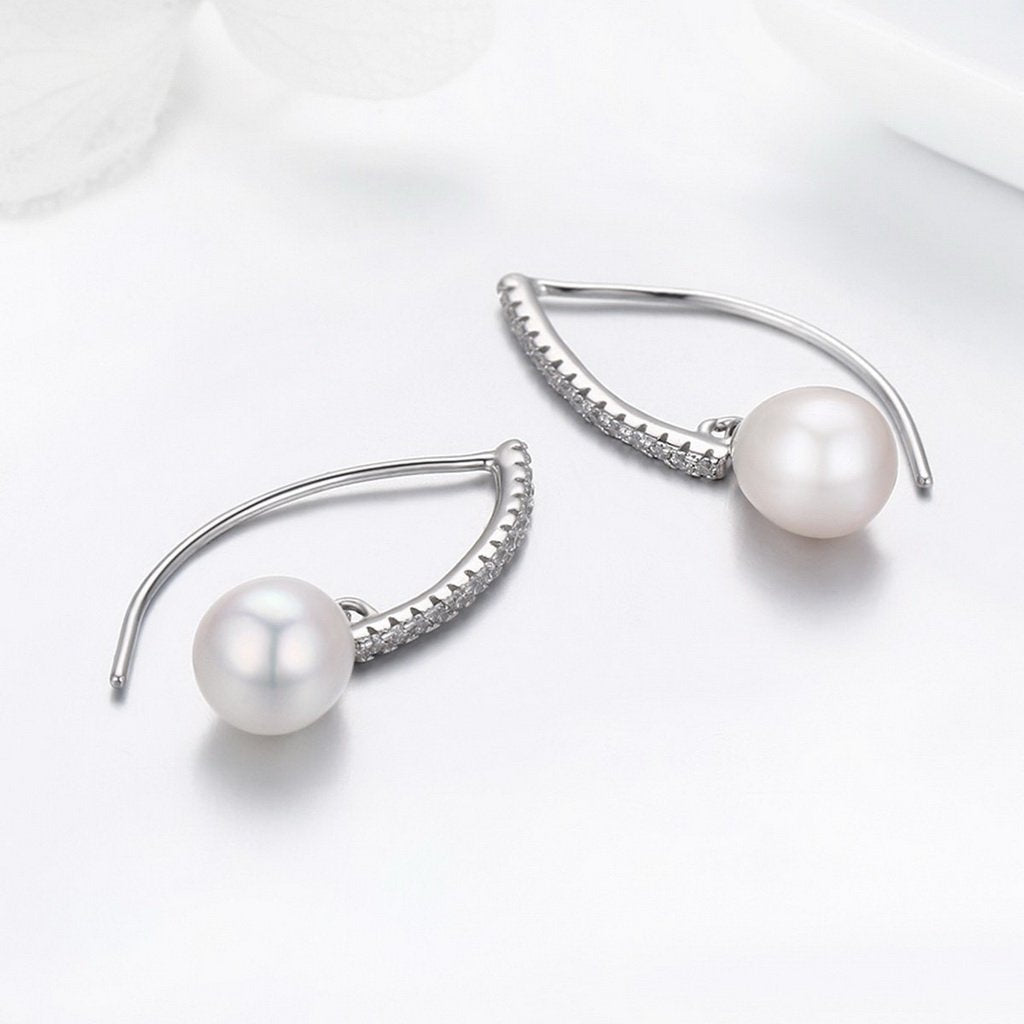 PAHALA 925 Sterling Silver Vintage Freshwater Pearl Hanging Crystals Drop Earrings